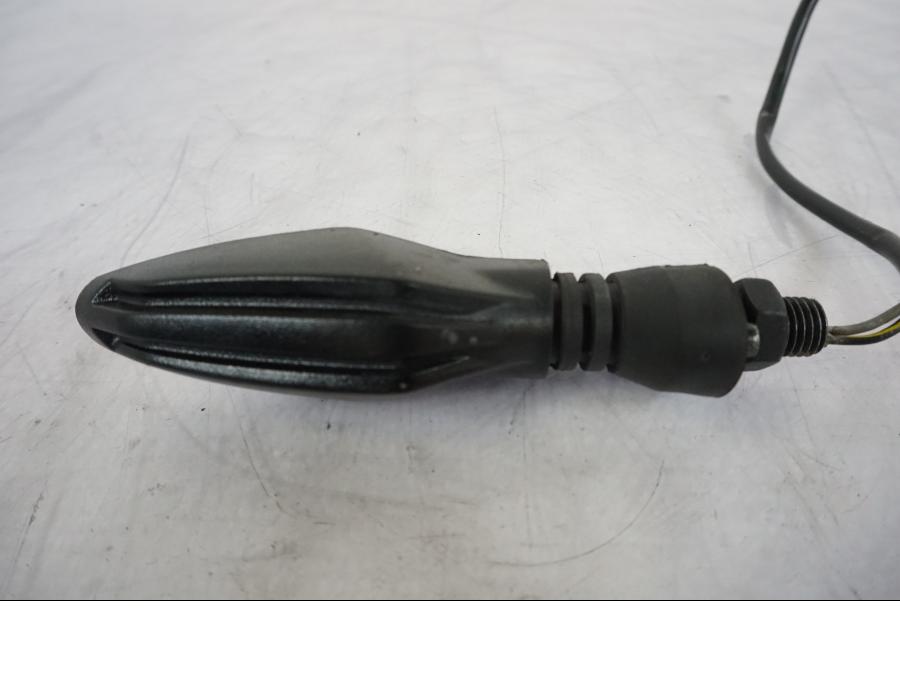 Höger sida på Blinkers LED från en KTM 125 Duke -2017 motorcykel.