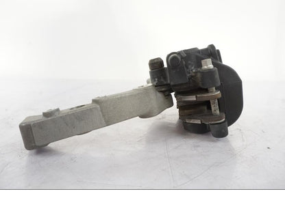 Vänster sida på Bromsok från en Honda VFR 1200 -2010 motorcykel.