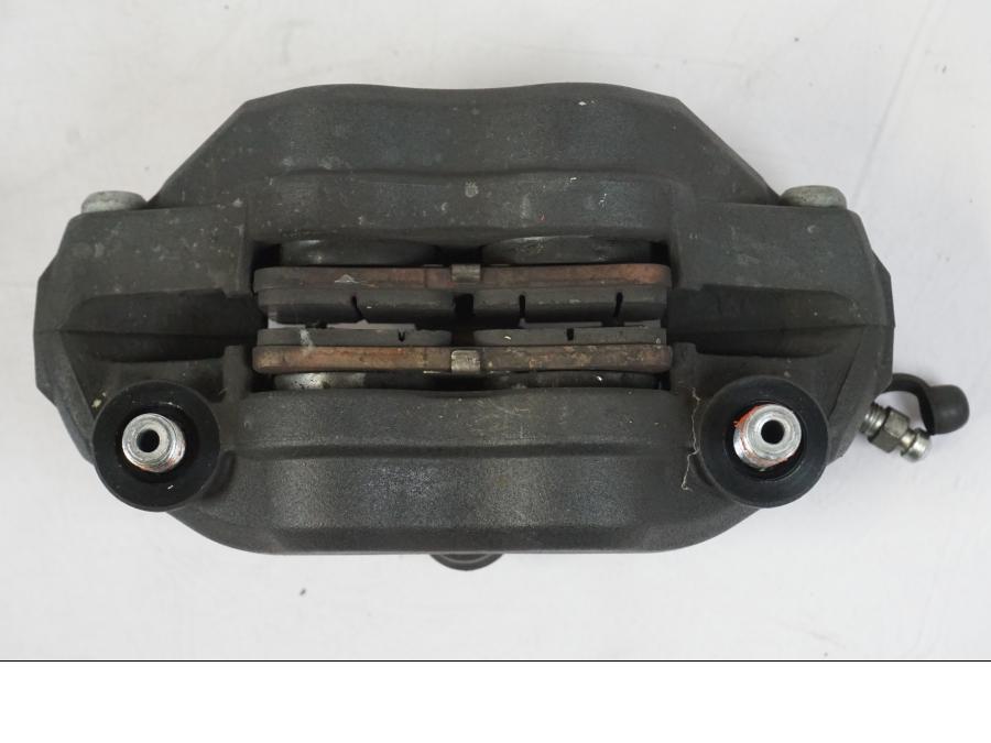 Vänster sida på Bromsok från en Honda CBR 1000 RR -2007 motorcykel.