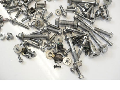 Extrabild2 på Skruv / Mutter etc från en Triumph Trident -2021 motorcykel.