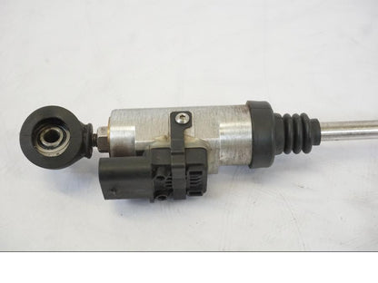 Baksidan på Quickshift från en BMW S 1000 XR -2019 motorcykel.