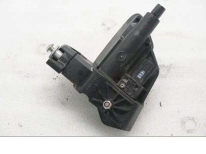 Höger sida på Kopplingshuvudcylinder från en BMW R 1200 GSA -2017 motorcykel.