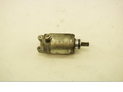 Framsidan på Startmotor från en Kawasaki ZX-6R -2008 motorcykel.