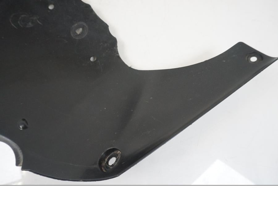 Vänster sida på Toppkåpa från en Suzuki GSX-R 1000 -2007 motorcykel.