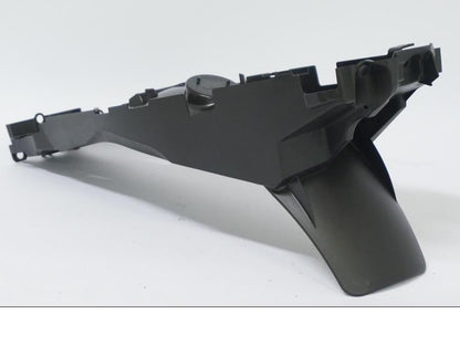 Framsidan på Undertail från en BMW R 1250 GS -2022 motorcykel.