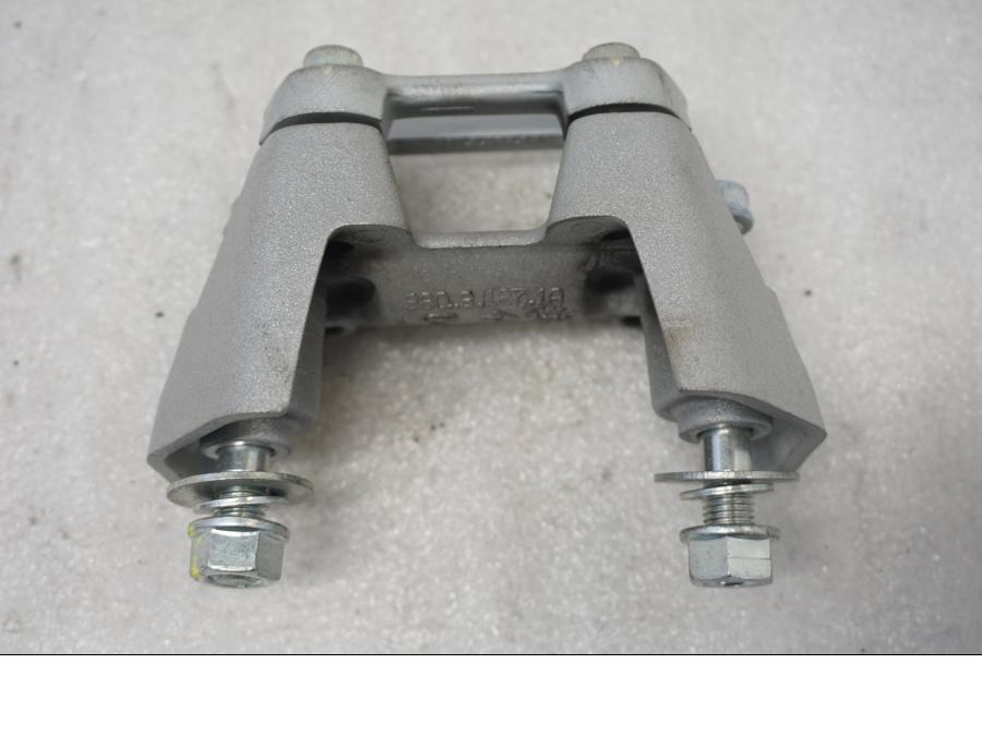 Baksidan på Styrfäste från en Ducati Monster 796 -2013 motorcykel.