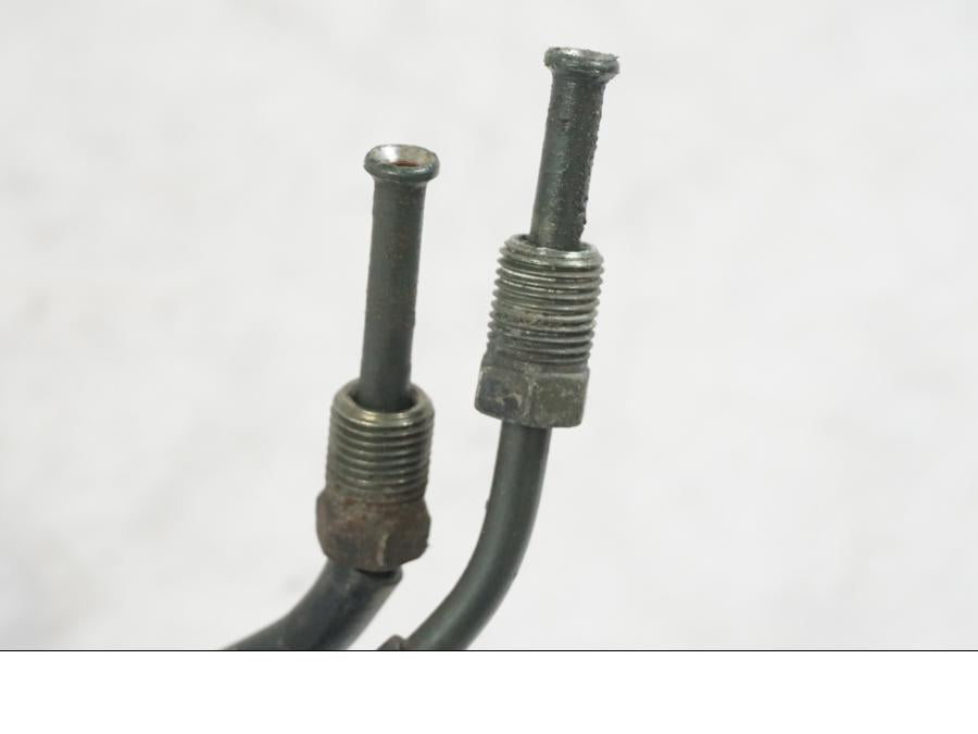 Extrabild5 på Bromsledning från en Honda CBR 1100 XX -1999 motorcykel.