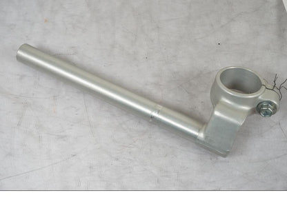 Vänster sida på Styre från en Suzuki SV 650 -1999 motorcykel.