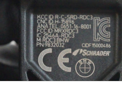 Höger sida på Däcktrycksgivare från en BMW R 1250 GS -2021 motorcykel.