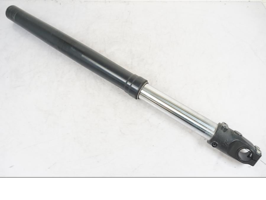 Framsidan på Gaffelben från en KTM 690 SM R -2009 motorcykel.