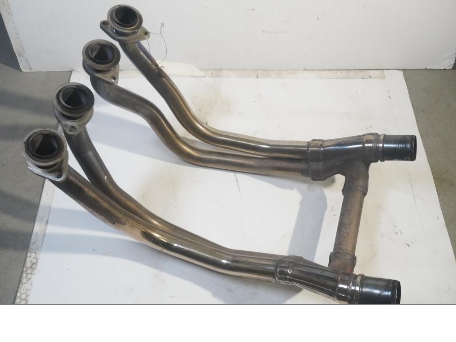 Framsidan på Grenrör från en Kawasaki Z 1000 -2003 motorcykel.