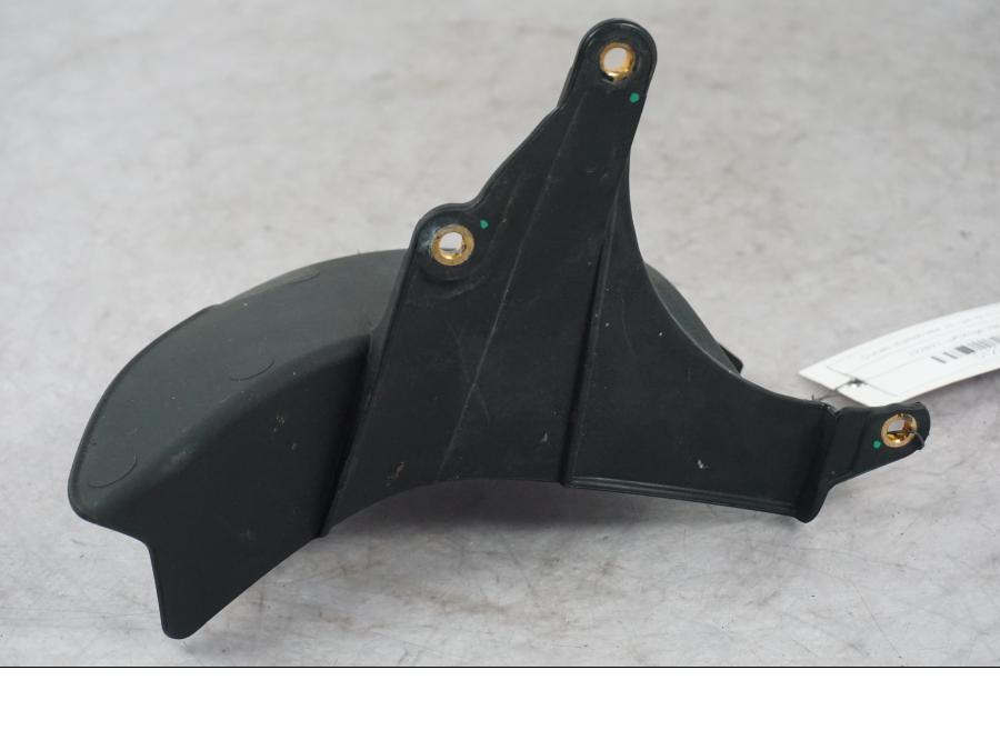 Snett uppifrån på Luftvinge från en Ducati Multistrada V4 -2024 motorcykel.