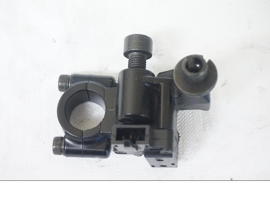 Baksidan på Kopplingsklo från en Kawasaki ER-6N -2006 motorcykel.