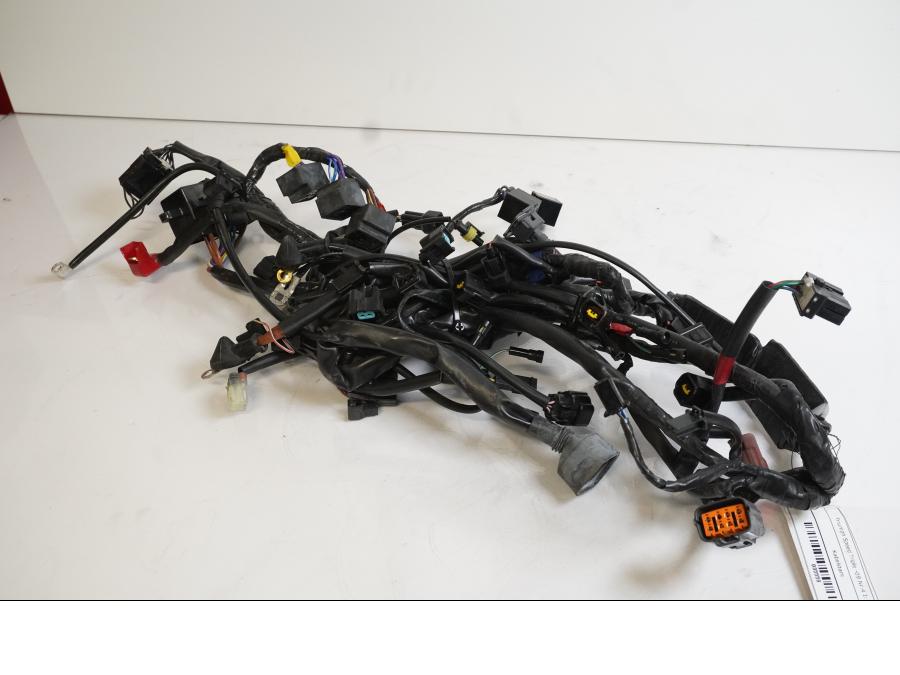 Framsidan på Kabelstam från en Triumph Speed Triple -2009 motorcykel.