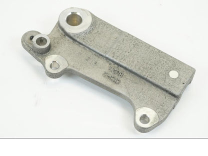 Vänster sida på Bromsoksfäste från en Kawasaki KLX 230 -2019 motorcykel.