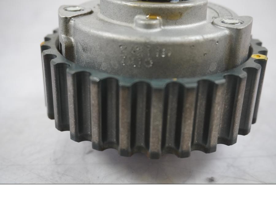 Vänster sida på Remdrev från en Ducati Multistrada 1260 -2020 motorcykel.