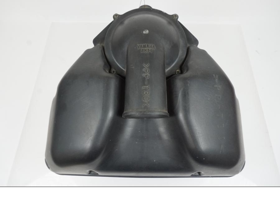 Baksidan på Luftburk från en Yamaha XJ 900 -1997 motorcykel.