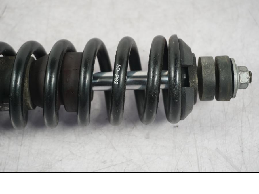 Extrabild2 på Stötdämpare från en BMW R 1200 GS -2005 motorcykel.