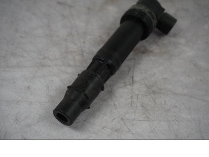 Baksidan på Tändspole från en Triumph Tiger Explorer -2016 motorcykel.