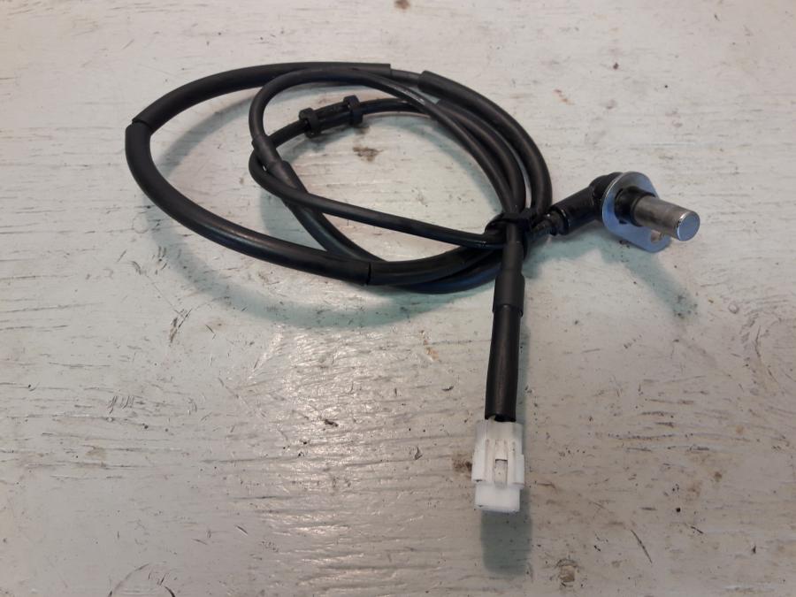 Framsidan på ABS givare från en Yamaha MT 125 -2017 motorcykel.