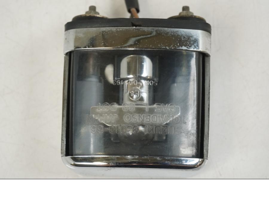 Snett uppifrån på Skyltbelysning från en Suzuki VS 1400 -1999 motorcykel.