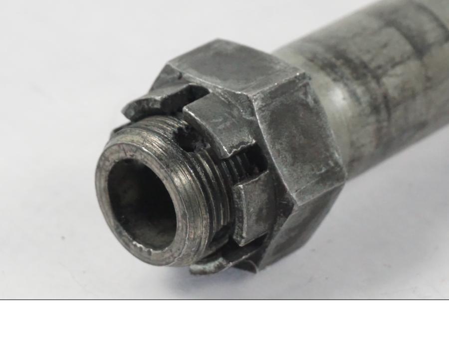 Baksidan på Axel från en Kawasaki ZX-6R -2005 motorcykel.