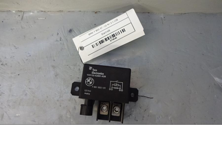 Framsidan på Startrelä från en BMW F 800 ST -2010 motorcykel.