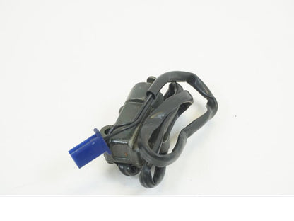 Baksidan på Sidostödsbrytare från en Yamaha DT 125 -2006 motorcykel.