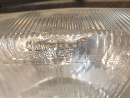 Extrabild2 på Strålkastare från en Suzuki GSX 400 -1983 motorcykel.