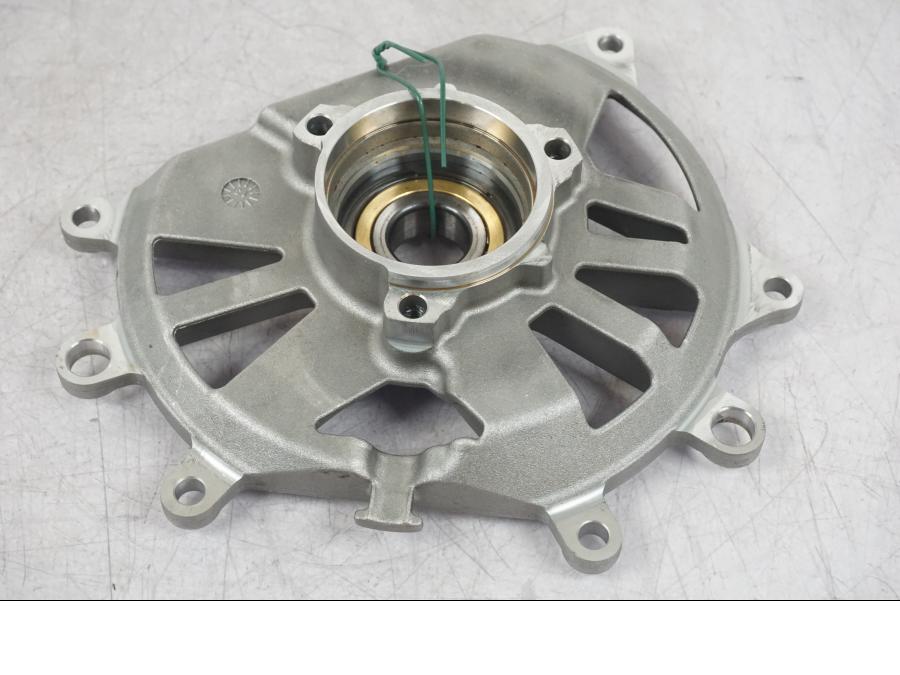 Framsidan på Generator från en BMW R 1200 GS -2018 motorcykel.