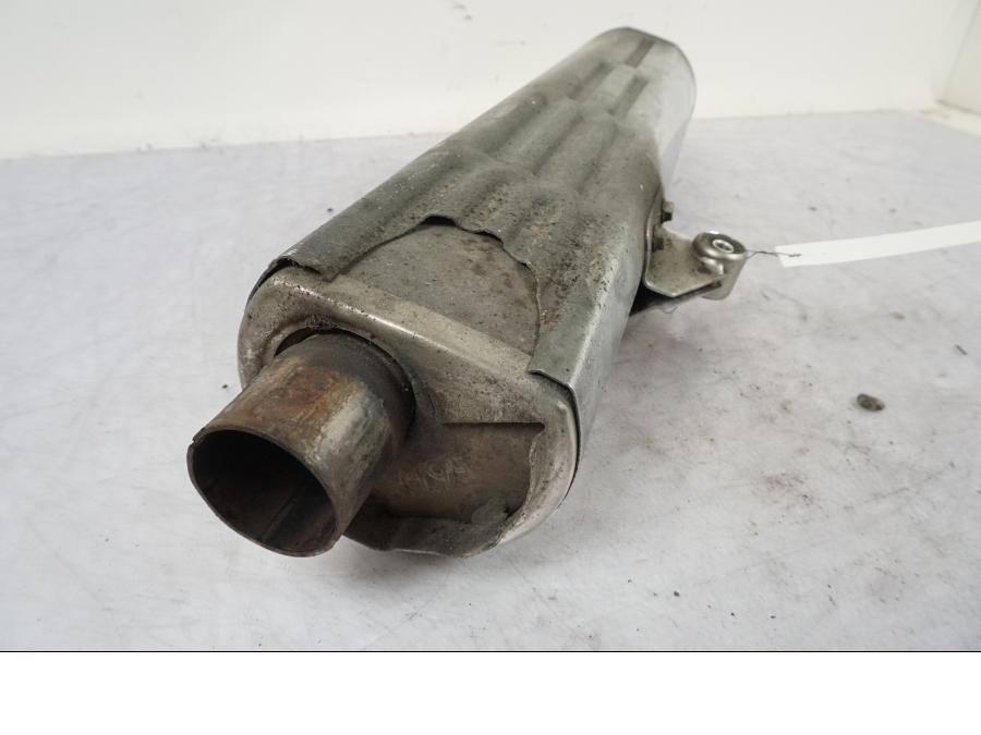 Vänster sida på Ljuddämpare från en BMW R 850 R -2004 motorcykel.