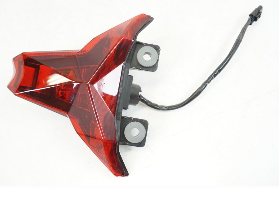 Framsidan på Baklampa från en Kawasaki NINJA 400 -2020 motorcykel.