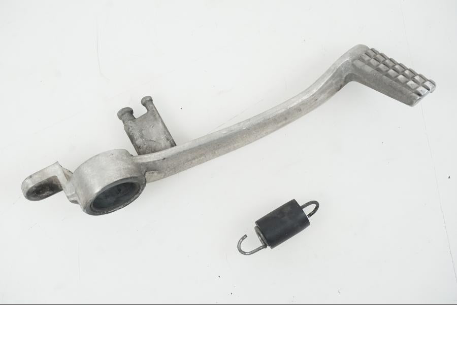 Framsidan på Bromspedal från en Suzuki GSX-R 1000 -2007 motorcykel.