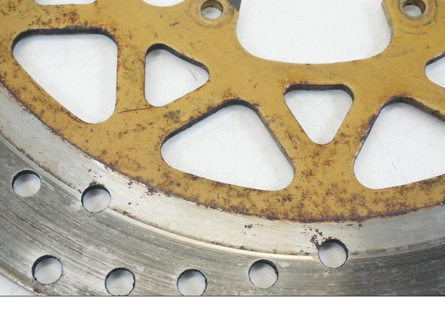 Höger sida på Bromsskiva från en Honda NSR 125 -1991 motorcykel.