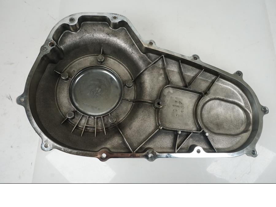 Extrabild1 på Generatorkåpa från en H-D Touring Street Glide FLHX -2013 motorcykel.