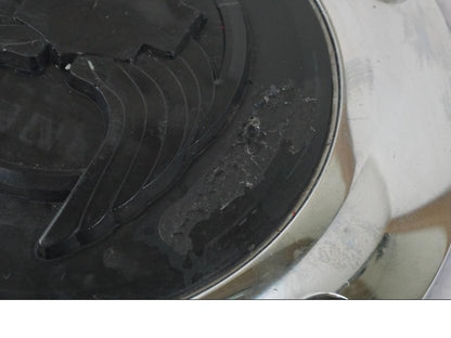 Vänster sida på Transmissionskåpa från en H-D Touring Road King Classic FLHRCI -2008 motorcykel.