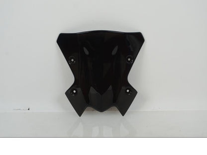 Framsidan på Vindruta från en Kawasaki Z 900 -2022 motorcykel.