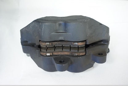 Snett uppifrån på Bromsok från en Kawasaki Z 800 -2013 motorcykel.