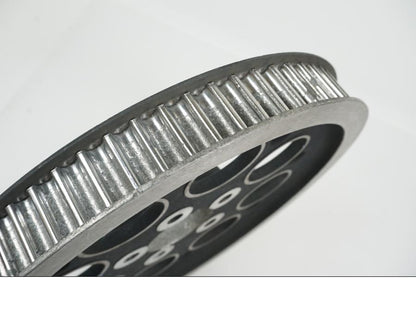 Vänster sida på Remhjul från en H-D Dyna Low Rider FXDL -2004 motorcykel.