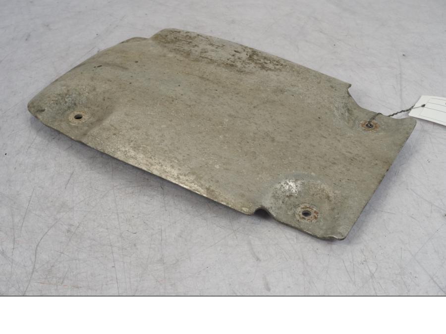 Baksidan på Hasplåt från en BMW R 1100 GS -1998 motorcykel.