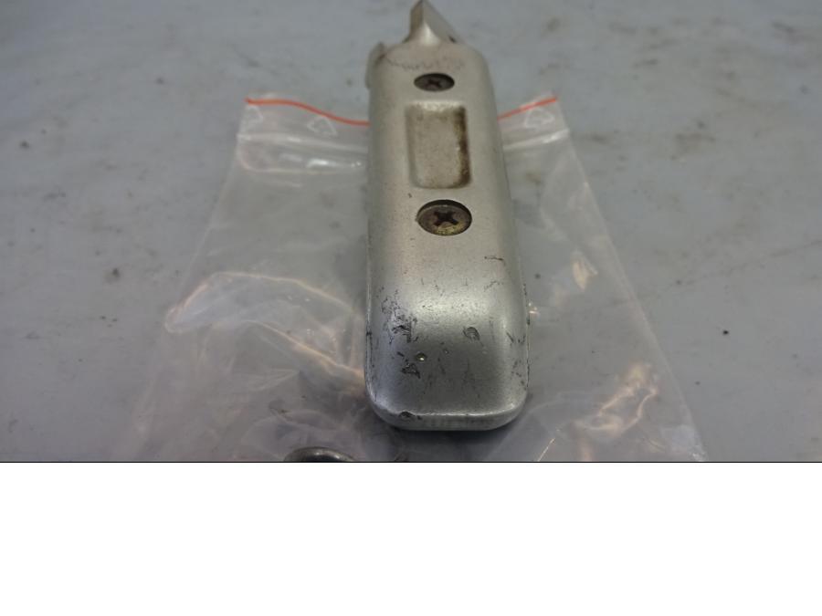 Höger sida på Fotpinne från en Ducati ST2 -2001 motorcykel.