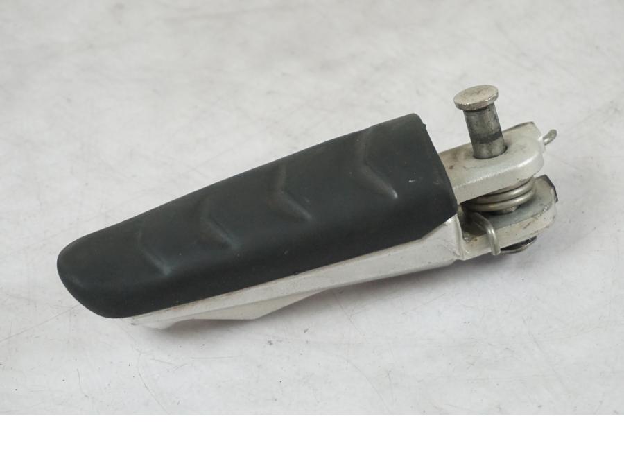 Framsidan på Fotpinne från en BMW R 1200 R -2007 motorcykel.