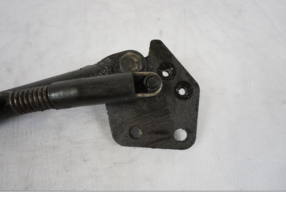 Baksidan på Sidostöd från en KTM 125 Duke -2017 motorcykel.