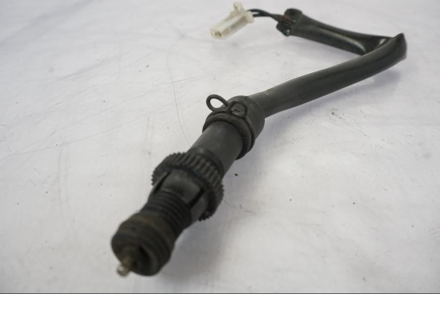 Snett uppifrån på Bromsljuskontakt från en Honda CBR 125 R -2006 motorcykel.