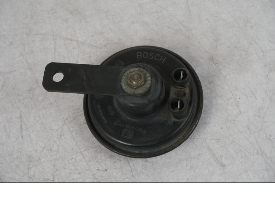 Baksidan på Signalhorn / Tuta från en BMW R 1100 GS -1998 motorcykel.