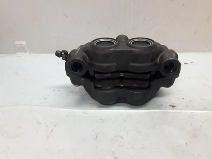 Baksidan på Bromsok från en Kawasaki Z 1000 -2013 motorcykel.