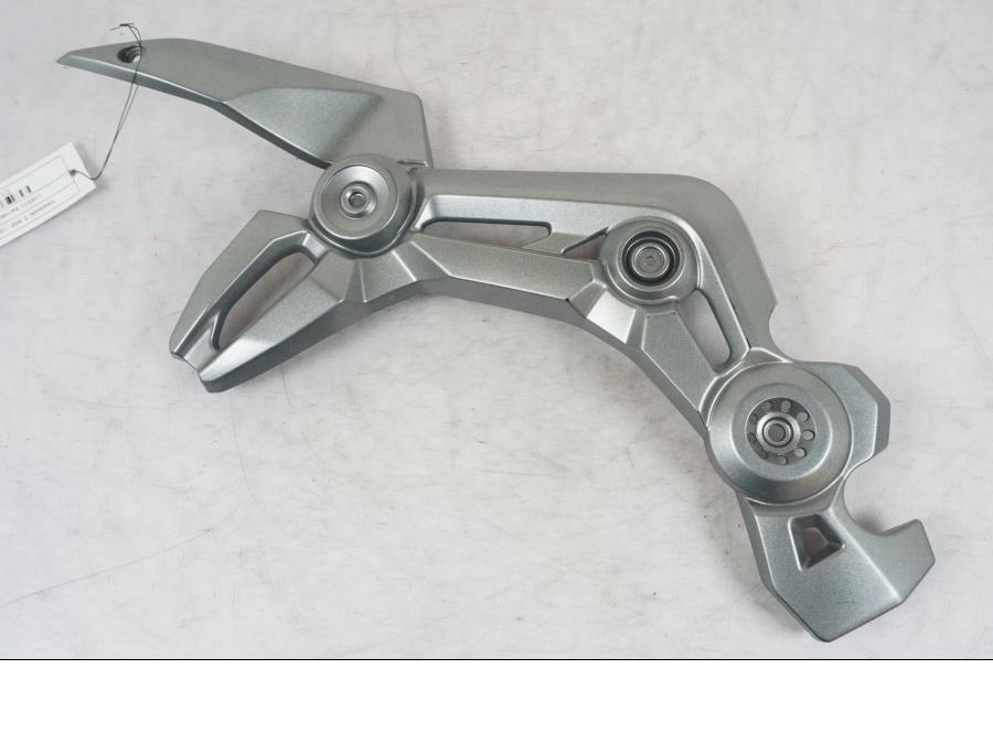 Framsidan på Ramskydd från en Kawasaki Z 900 -2019 motorcykel.