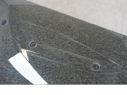 Höger sida på Vindruta från en BMW K 1600 GTL -2015 motorcykel.