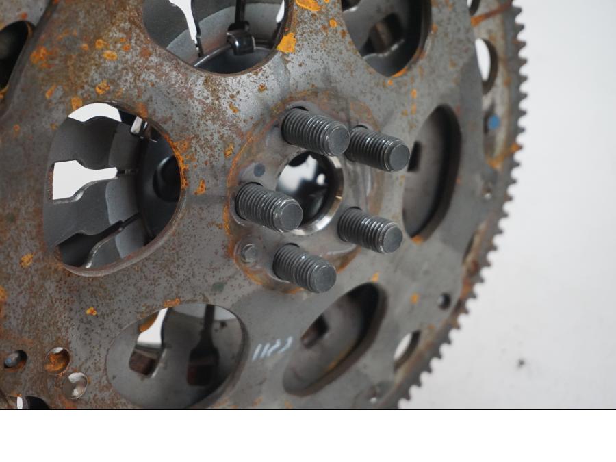 Höger sida på Lameller från en BMW R 1200 GS -2010 motorcykel.