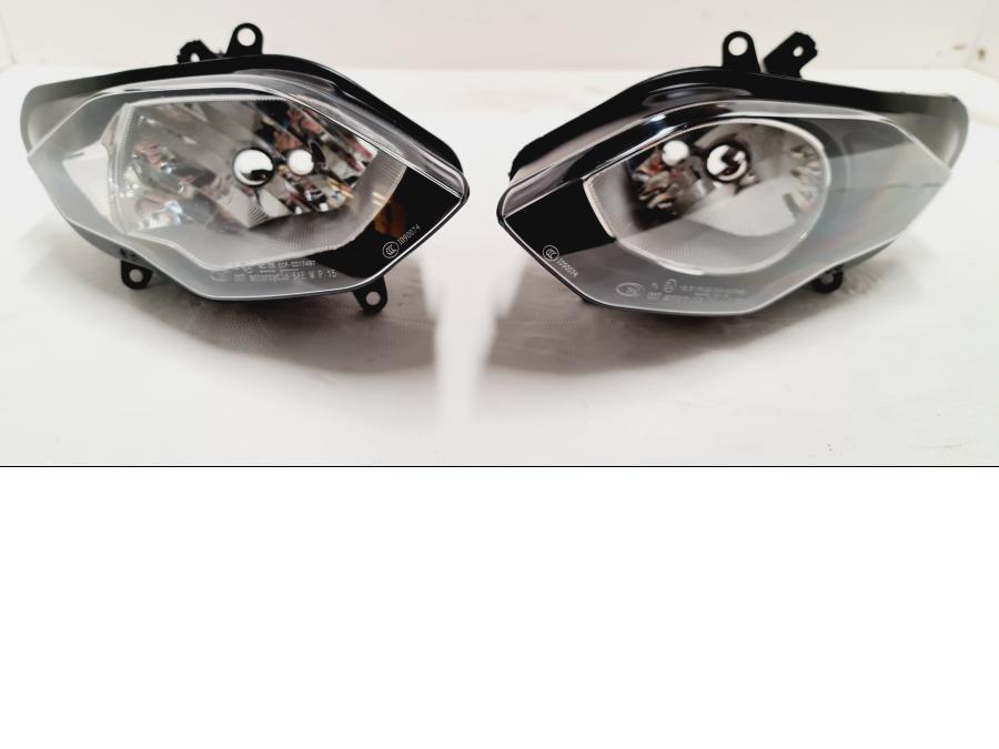 Vänster sida på Strålkastare från en BMW R 1200 RS -2014 motorcykel.